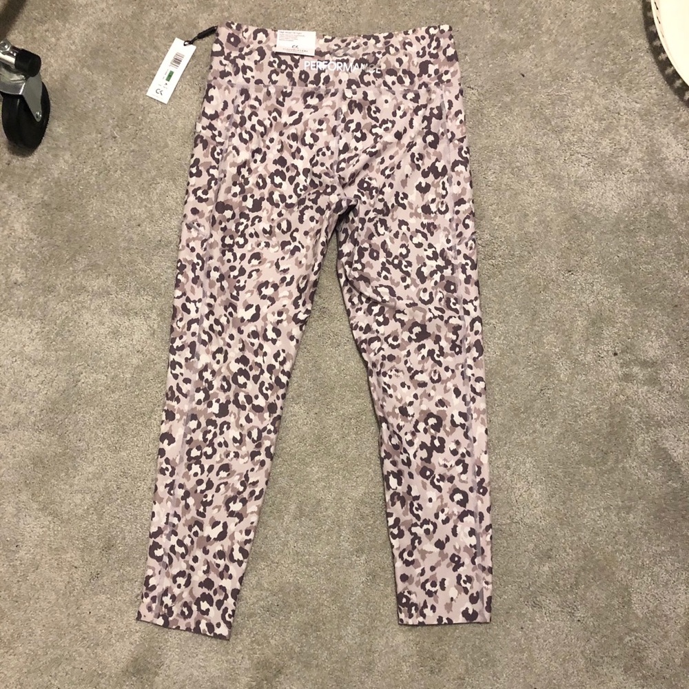 Nwot Ck Leopard Print Performance 7/8 Tights - image 5